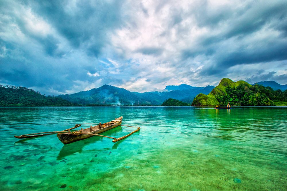 Suasana di Pulau Pasumpahan, Bungus Teluk Kabung, SUmatera Barat.(Foto: Shutterstock/RicoYuliyanto)