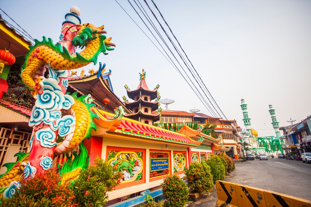 Ilustrasi Arsitektur Chinatown di Singkawang, Indonesia. (Foto: Shutterstock/Sony Herdiana)