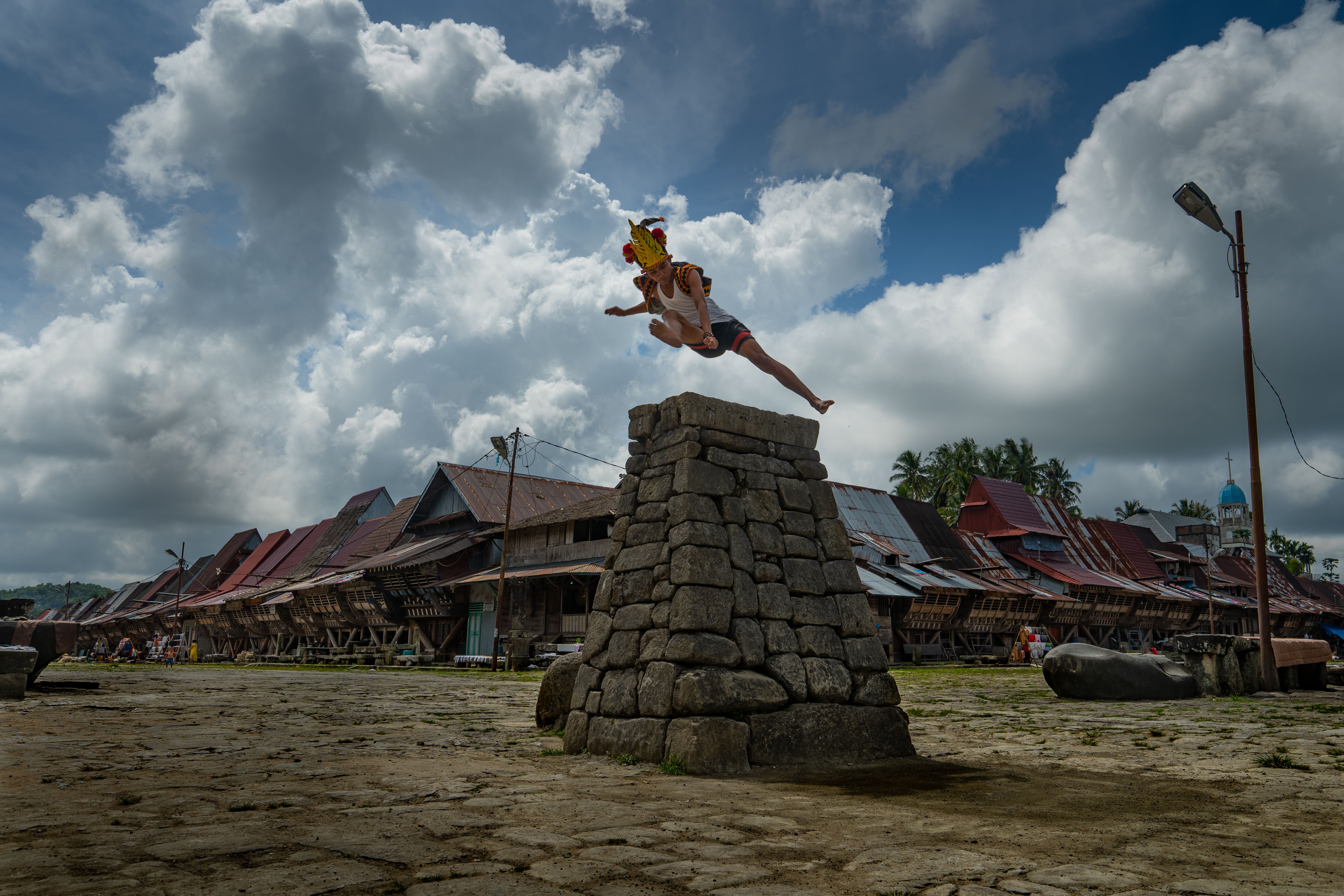 5 Atraksi Wisata Ikonik Indonesia yang Memukau Wisatawan