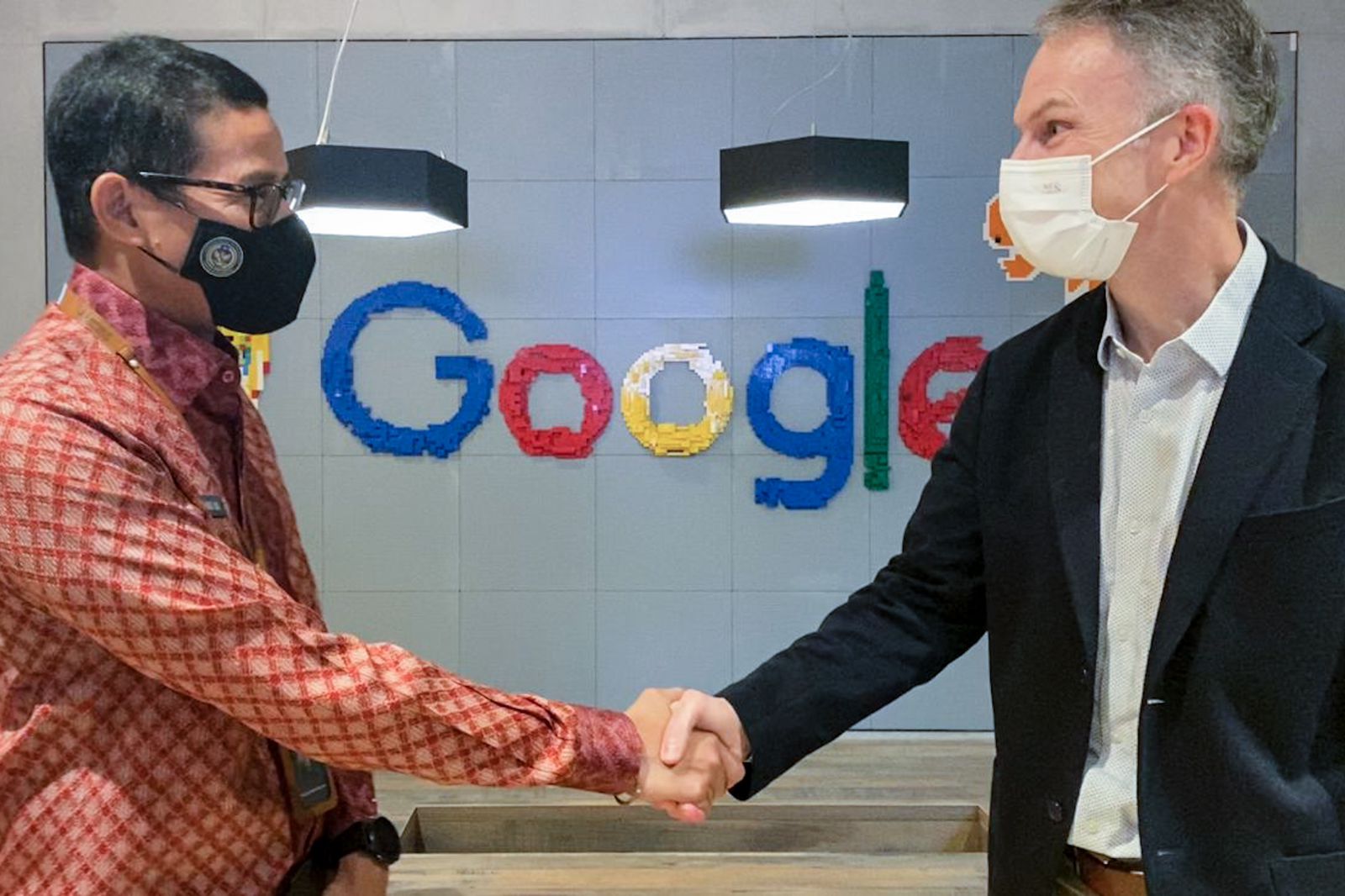Siaran Pers : Menparekraf Kunjungi Google di Singapura Tindak Lanjuti Kerja Sama Pelatihan dan Tren Pencarian Destinasi