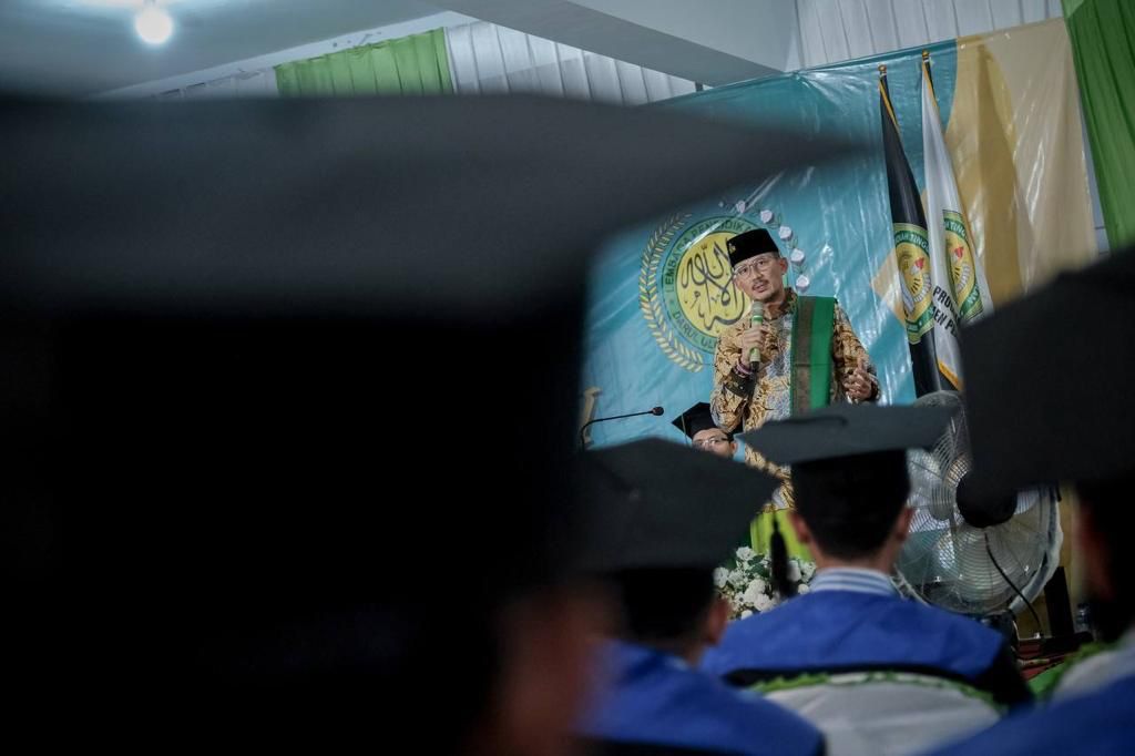 Siaran Pers Menparekraf Ajak Stai Darul Ulum Banyuanyar Kolaborasi Dengan Santridigitalpreneur