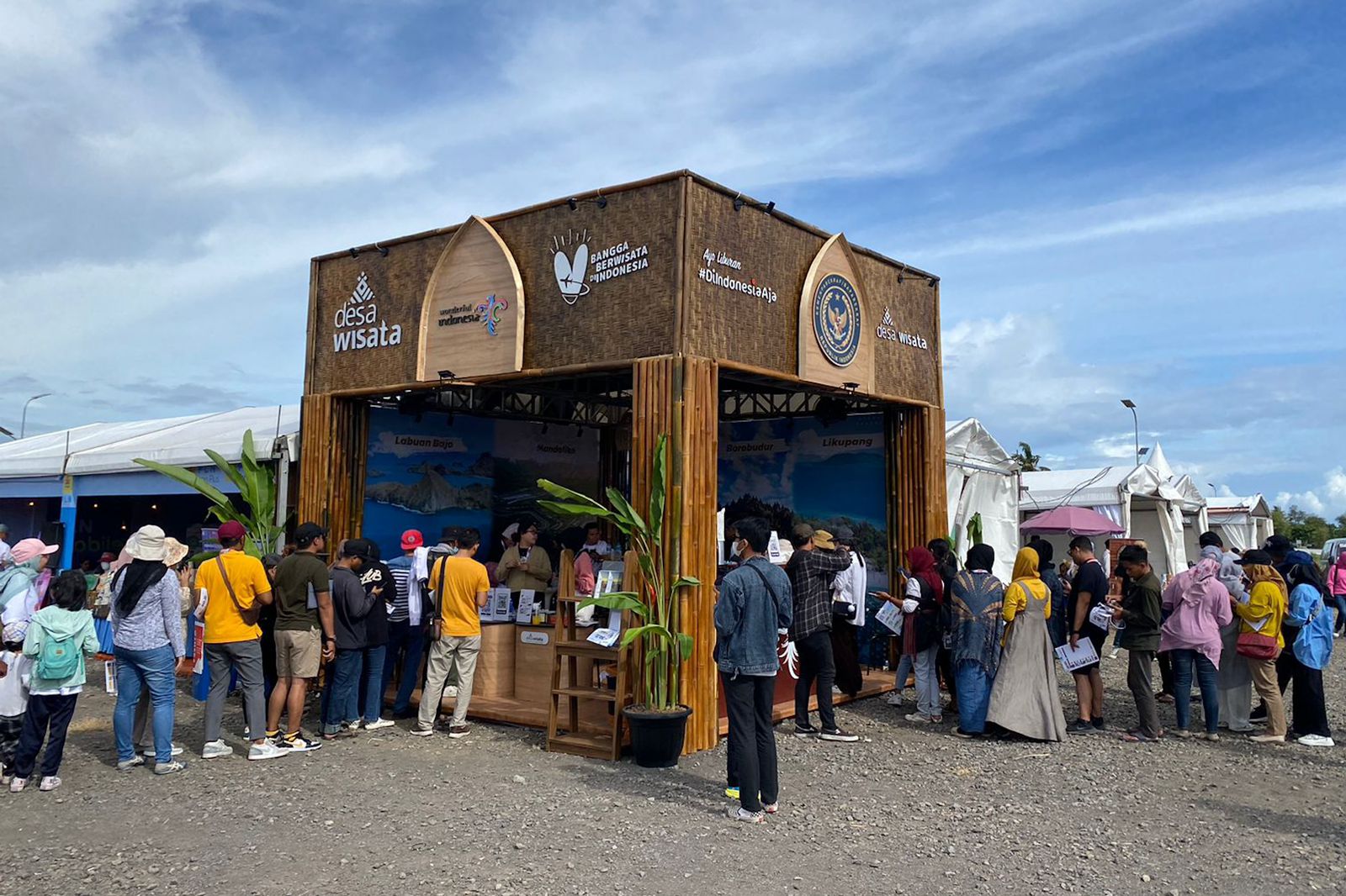 Kemenparekraf Promosi BBWI di Lombok-Sumbawa Fair 2023