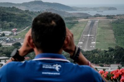 Siaran Pers: Kemenparekraf: Sejumlah Maskapai Asing Jajaki Penerbangan Internasional Langsung ke Labuan Bajo