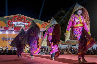 Siaran Pers: Festival Rimpu Mantika Jadi Momen Promosi Parekraf Bima NTB
