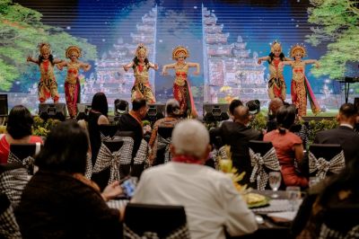 Siaran Pers: Nuansa Budaya Bali Meriahkan Gala Dinner 2nd Tourism Regional Conference on the Empowerment of Women in Tourism in Asia and the Pacific