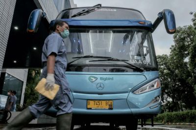 Siaran Pers: Menparekraf Dorong Pengawasan Kelaikan Bus Pariwisata Diperkuat