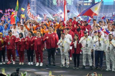 Siaran Pers: Wamenparekraf Hadiri Pembukaan "ASEAN University Games 2024" di Surabaya